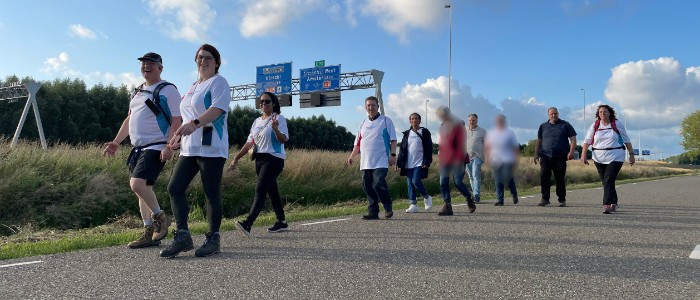 Vianen wandelt voor Bas