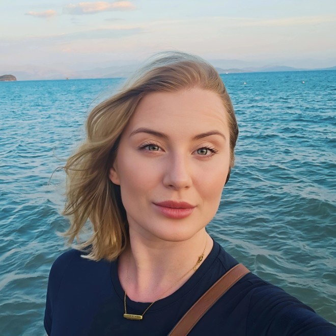 Laura Hayes